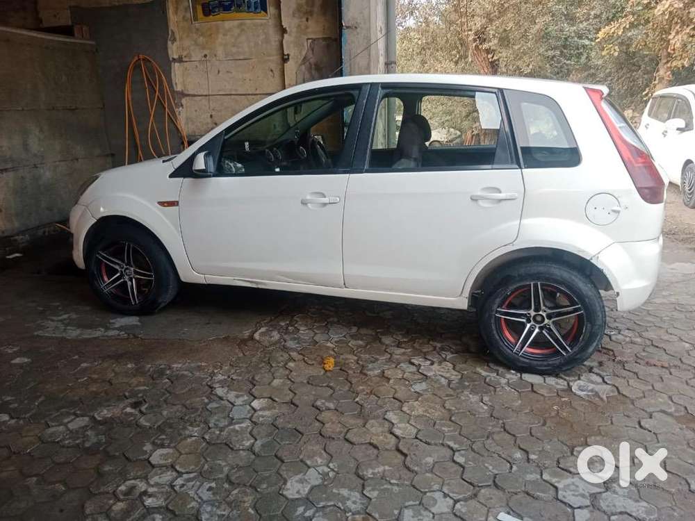 Ford Diesel 2012 Car