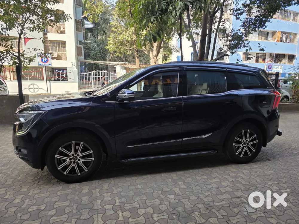 Xuv700-ax7-l-m Like New, 3yrs Mahindra Warranty,doctors Car,26k Kms