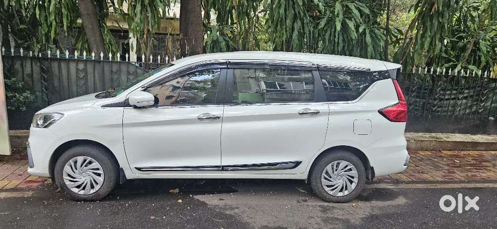 Maruti Suzuki Ertiga Vxi 2025