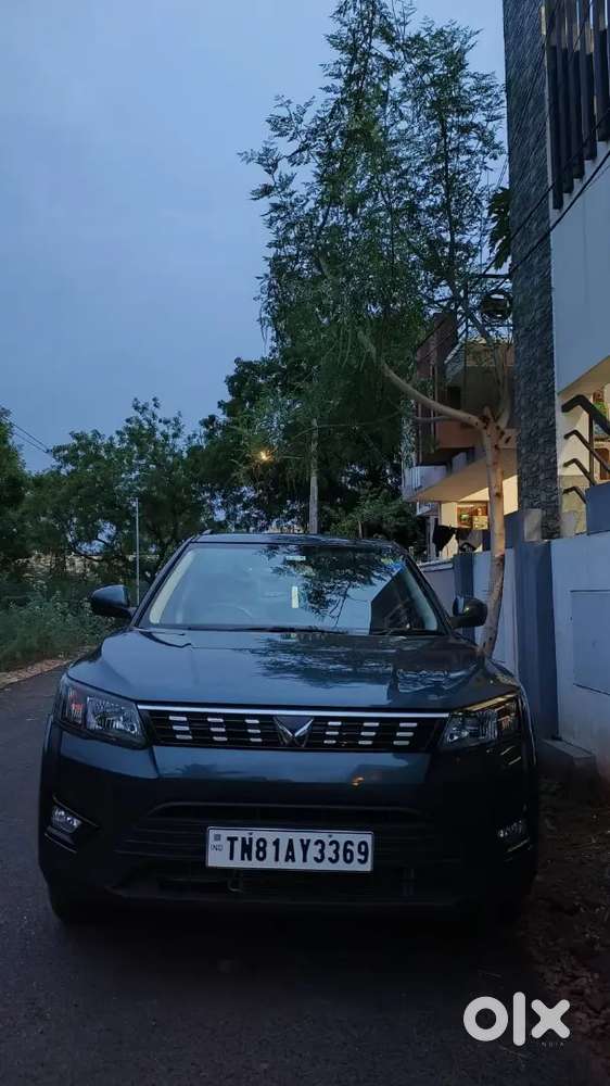 2024 Xuv300 W6 Petrol Mt  1st Owner  24k Km