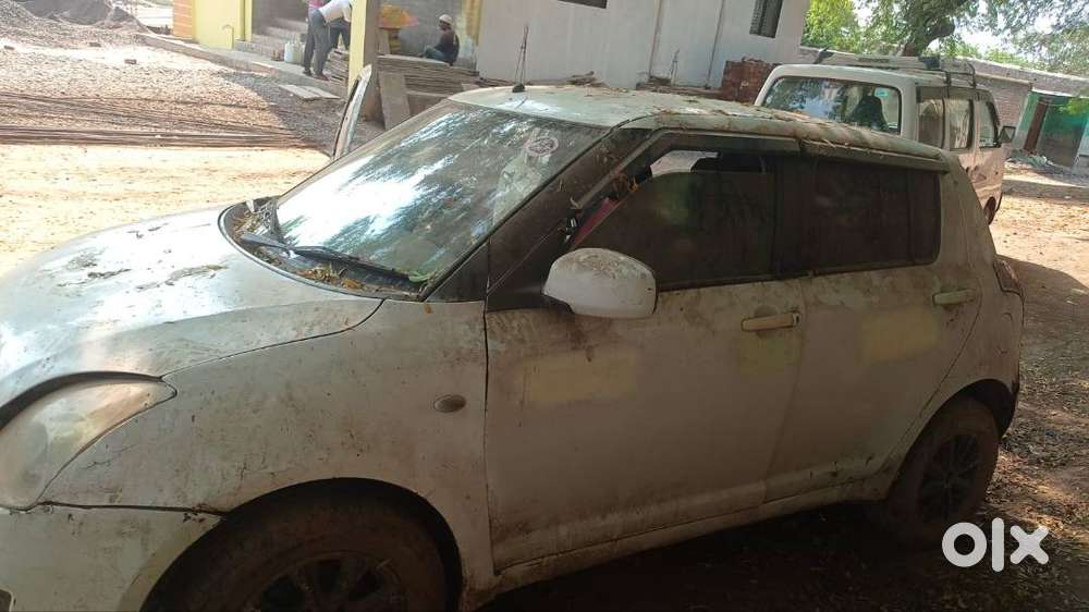 Maruti Swift Dzire 2010