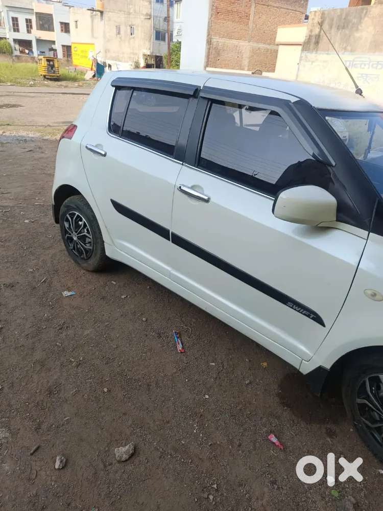 Swift Vxi Cng Maruti 2010
