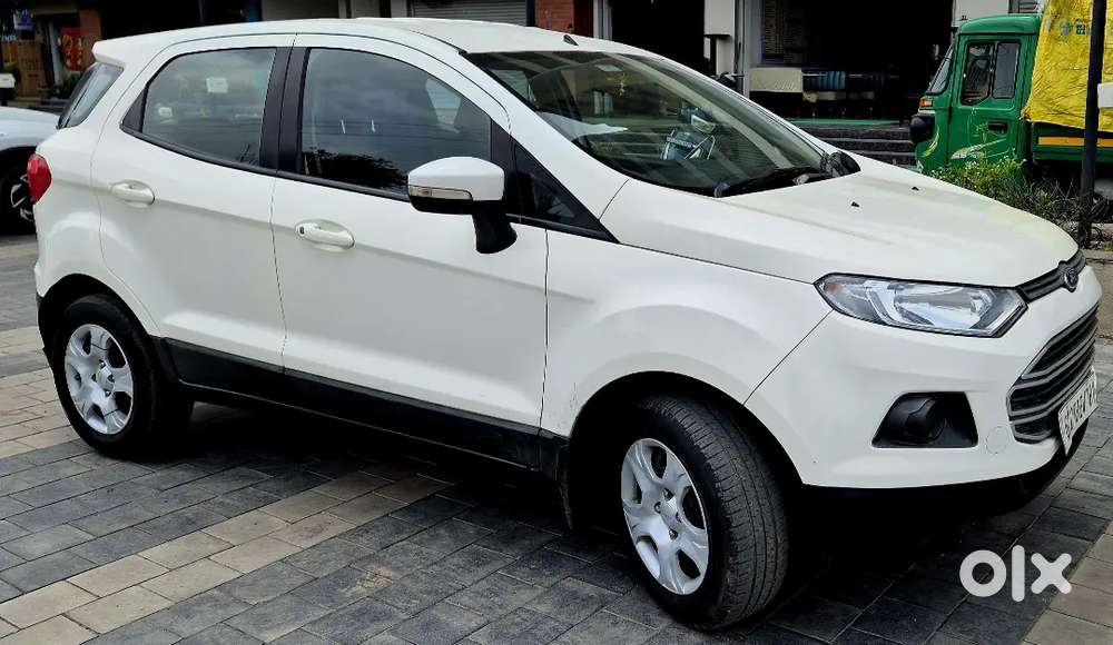 Ford Ecosport 2016-december Pertol+cng