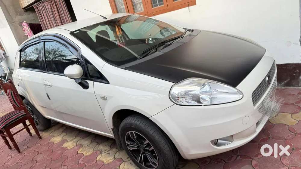 Fiat Punto 2011 Petrol 39901 Km Driven