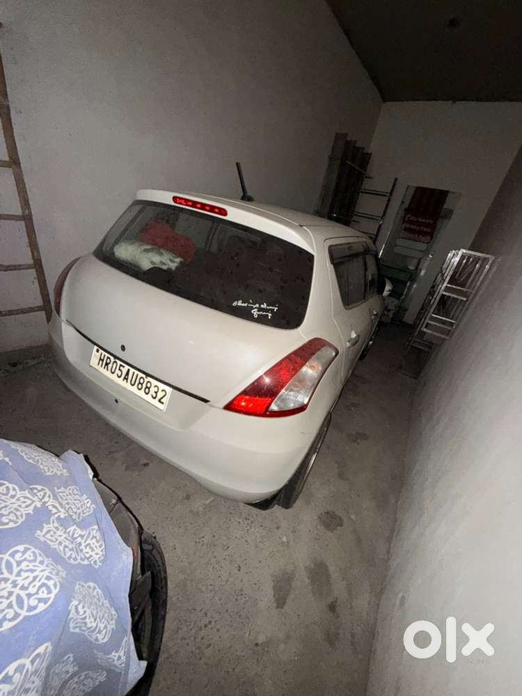 Maruti Suzuki Swift Vxi Petrol 2017