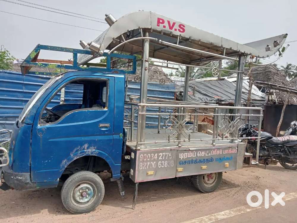 Toyota Innova Hycross 2.0 2004