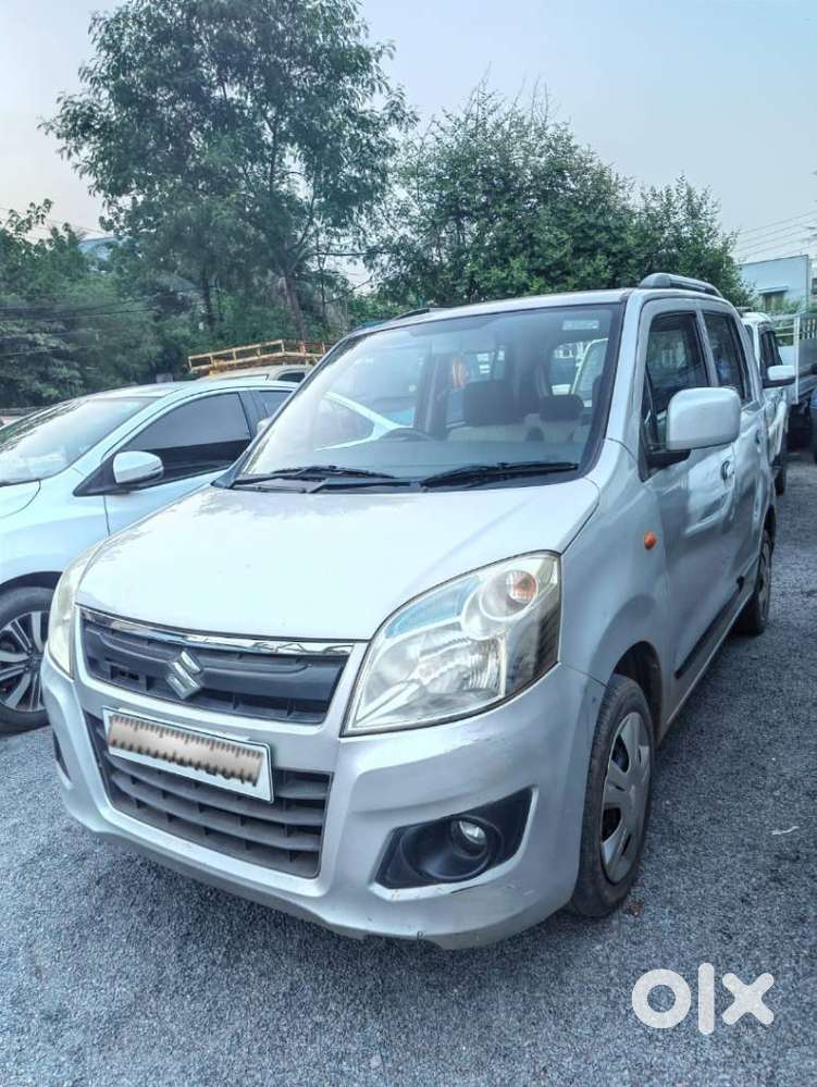 Maruti Suzuki Wagon R 1.0 Vxi (o), 2017, Petrol