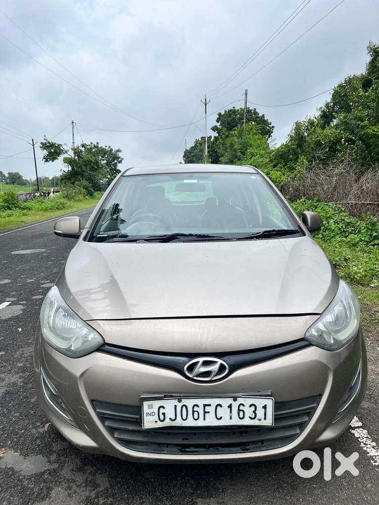 Hyundai I20 Petrol Manual 2012
