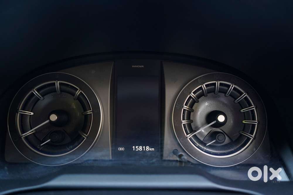 Toyota Innova Crysta 2.4 Z 7 Str, 2025, Diesel