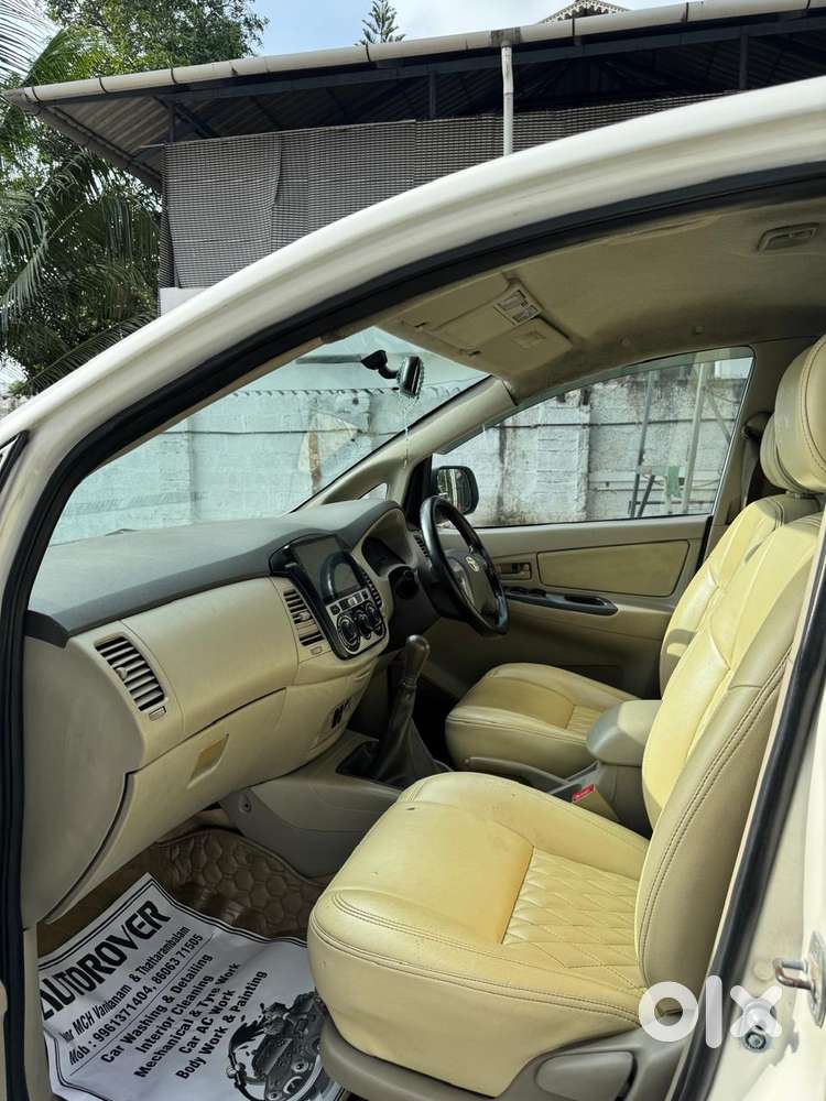 Toyota Innova, 2014