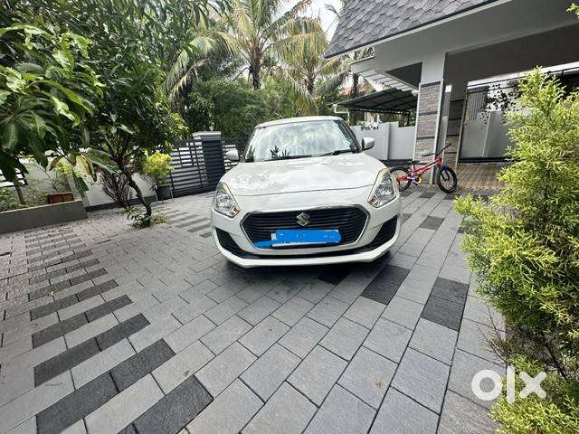 Maruti Suzuki Swift 2018 Petrol 89000 Km Driven