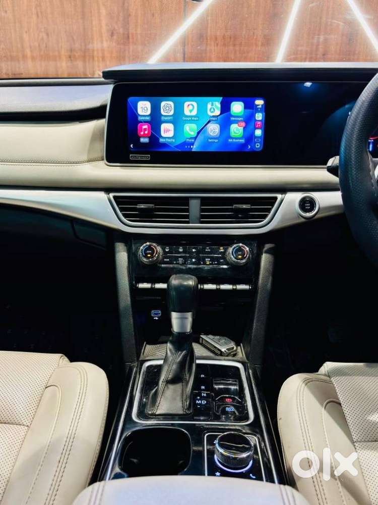 Mahindra Xuv700 2.2 Ax 5 Diesel At 7 Str, 2023, Diesel