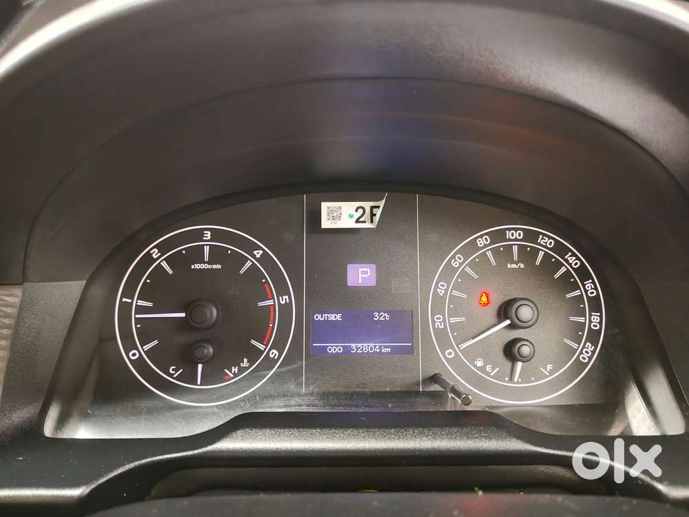 Toyota Innova Crysta [2020-ongoing] 2.4 Gx At 7 Str, 2021, Diesel