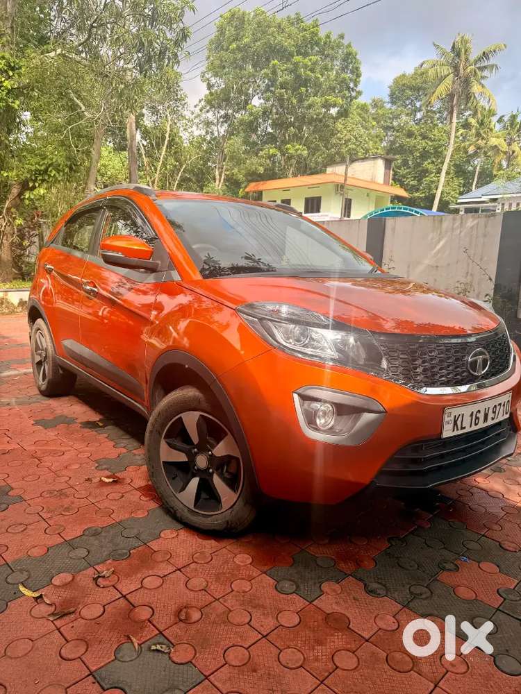 Tata Nexon Revotron 2019 Xza+ Etna Orange