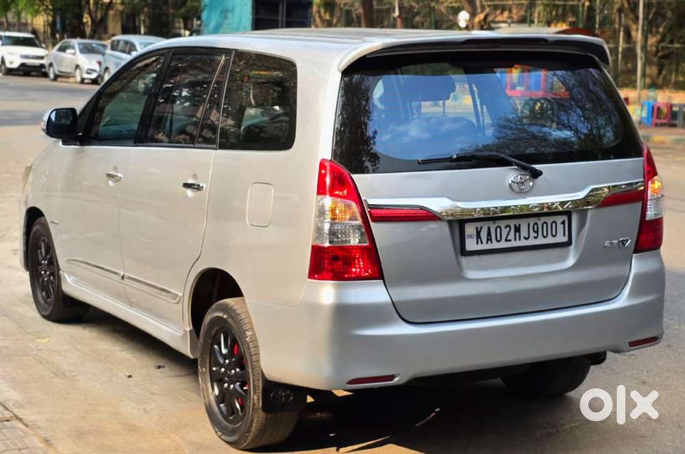 Toyota Innova 2.5 Vx (diesel) 8 Seater Bs Iv, 2014, Diesel