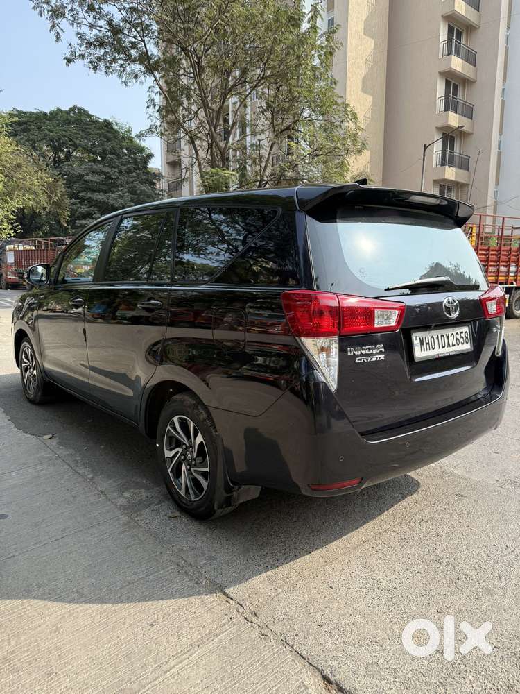 Toyota Innova Crysta 2.8 Zx At 7 Seater, 2022, Diesel