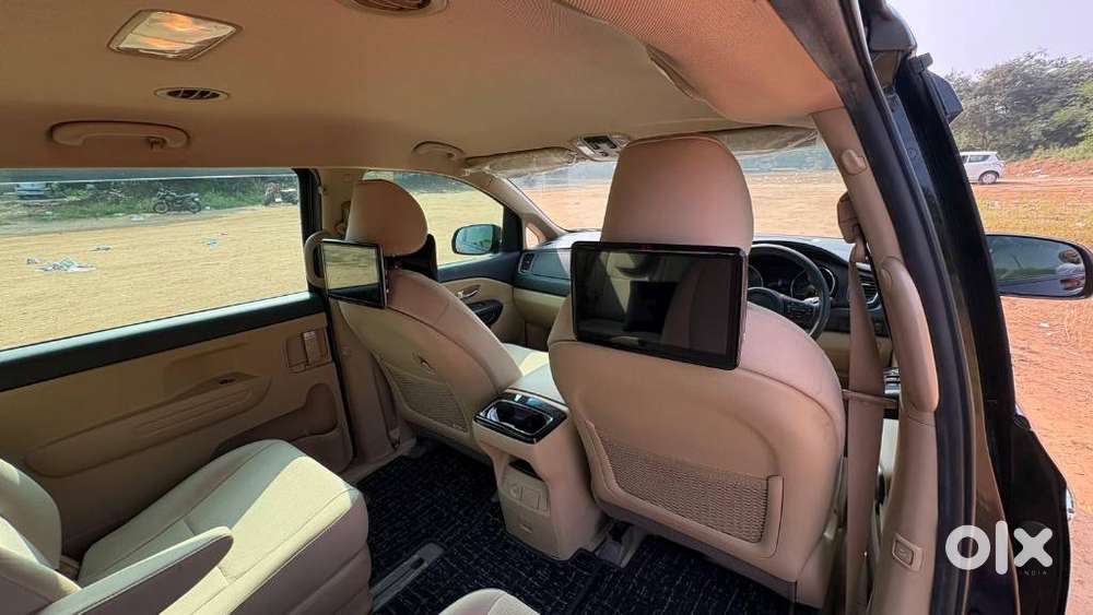 Kia Carnival Premium, 2020, Diesel