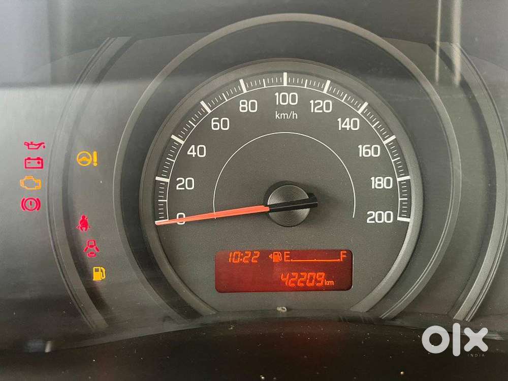 Maruti Suzuki Swift Lxi Option, 2021, Petrol