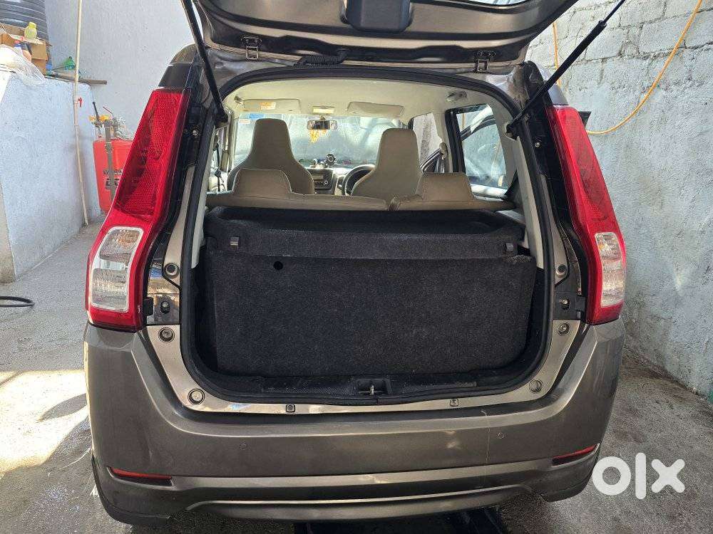 Maruti Suzuki Wagon R 1.0 Vxi Cng, 2023, Cng & Hybrids