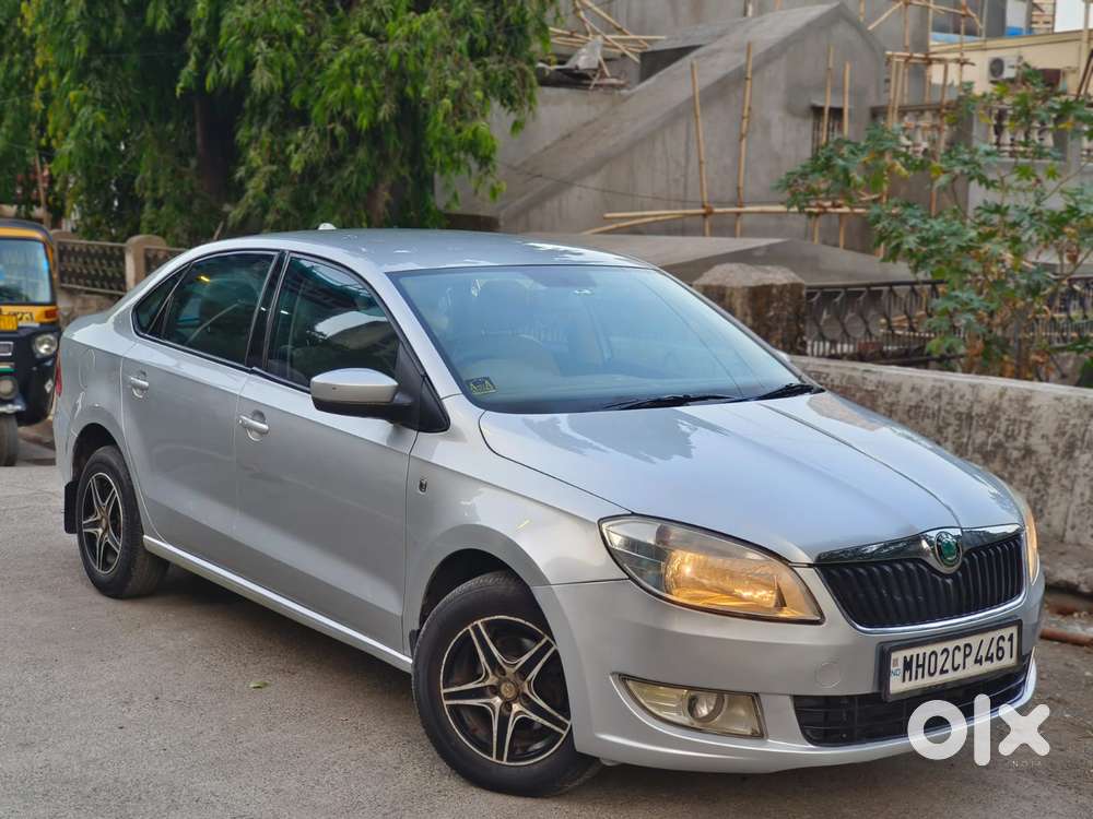 Skoda Rapid 1.6 Mpi Ambition, 2012, Petrol