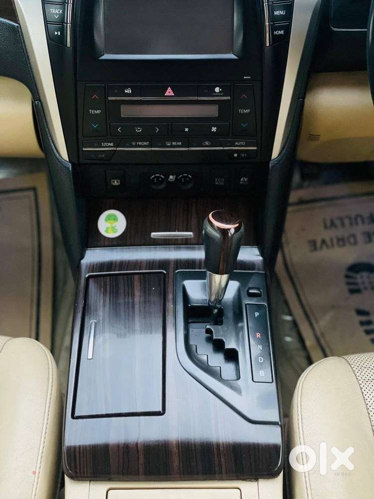 Toyota Camry Hybrid 2.5, 2015, Petrol
