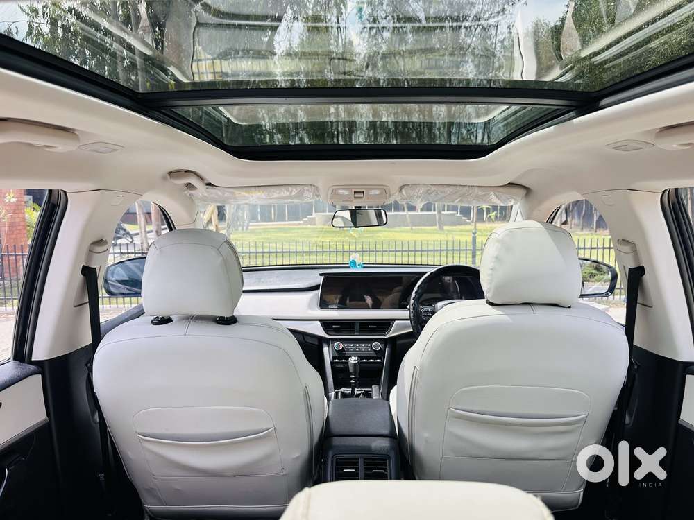 Mahindra Xuv700 2.2 Ax 5 Diesel Mt 7 Str, 2023, Diesel