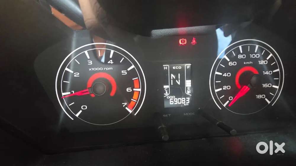 The Mahindra Kuv100 Nxt K4+ 6s Diesel Is A Compact Suv 6-seater