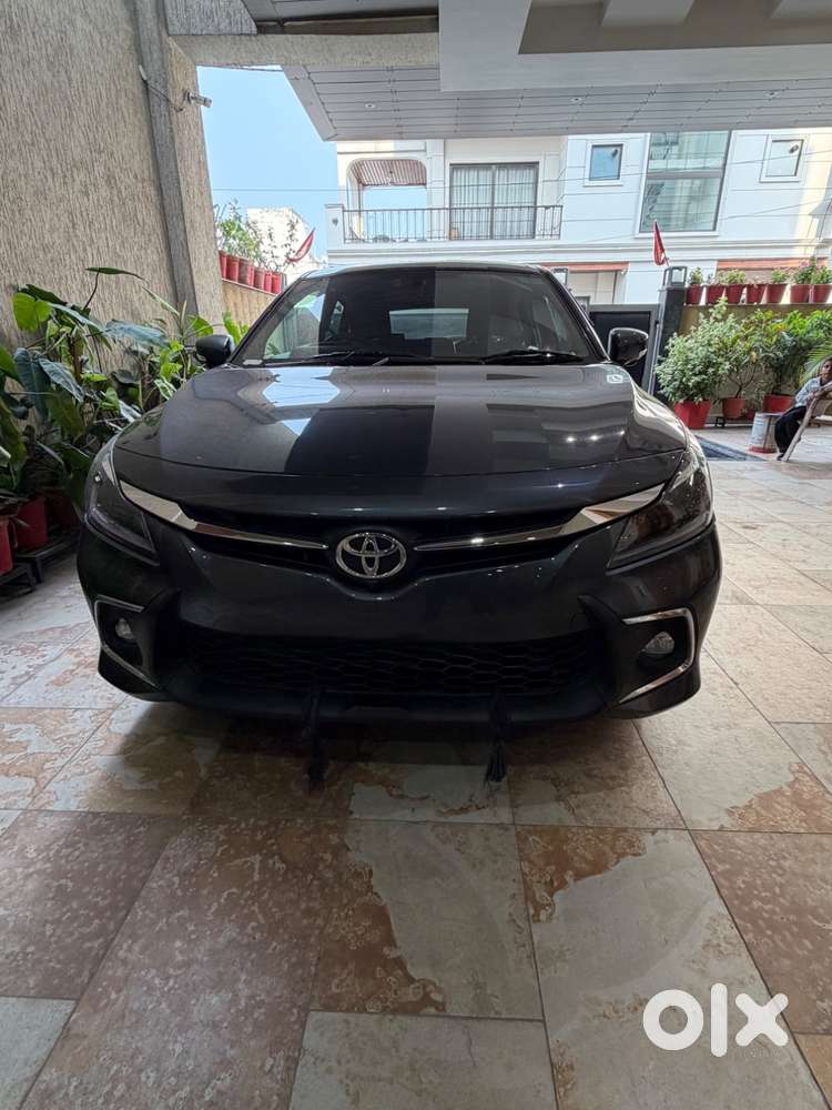 Toyota Glanza 2023 Petrol Well Maintained