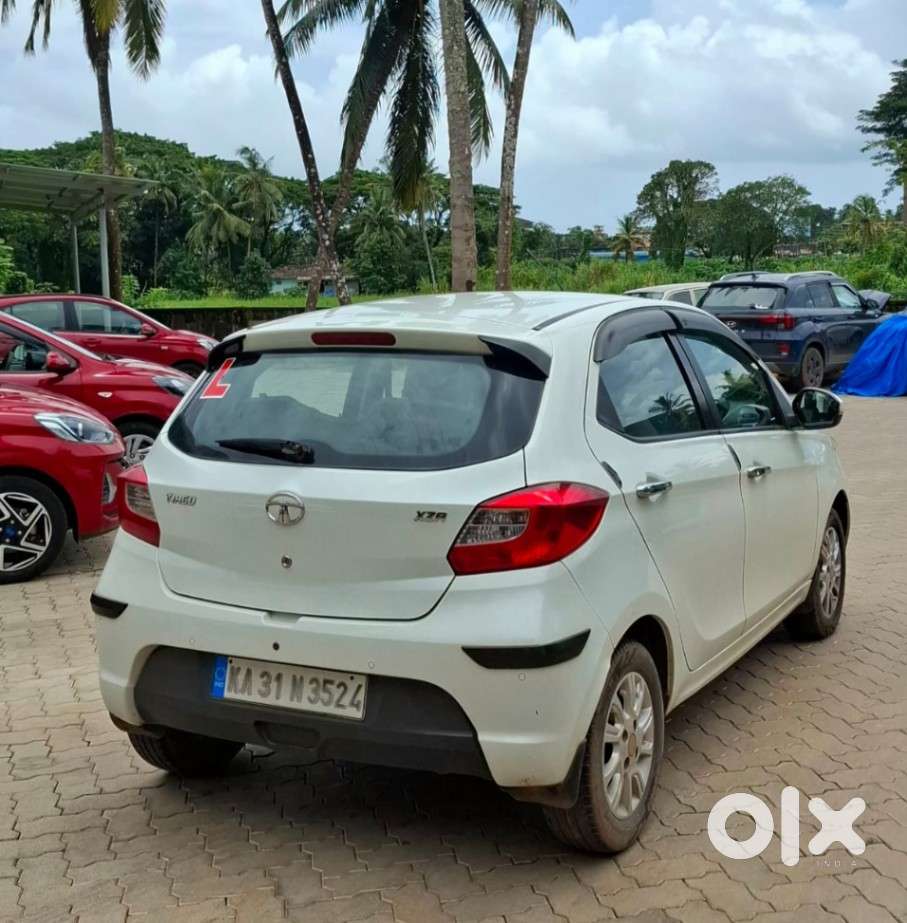 Tata Tiago 1.2 Revotron Xza, 2017, Petrol