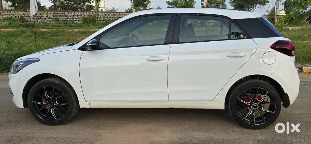 Hyundai Elite I20 Sportz Plus Dual Tone, 2019, Petrol