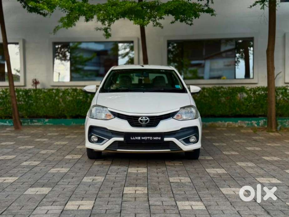 Toyota Etios 1.5 V, 2017, Petrol