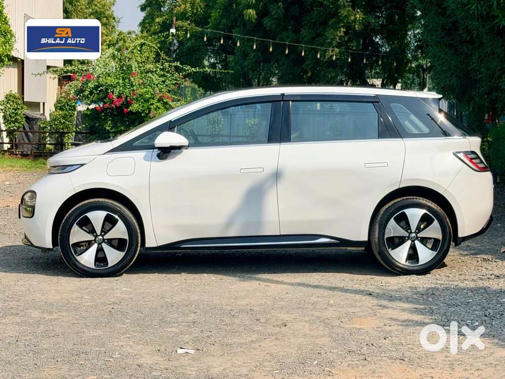 Mg Windsor Ev Essence, 2025, Electric