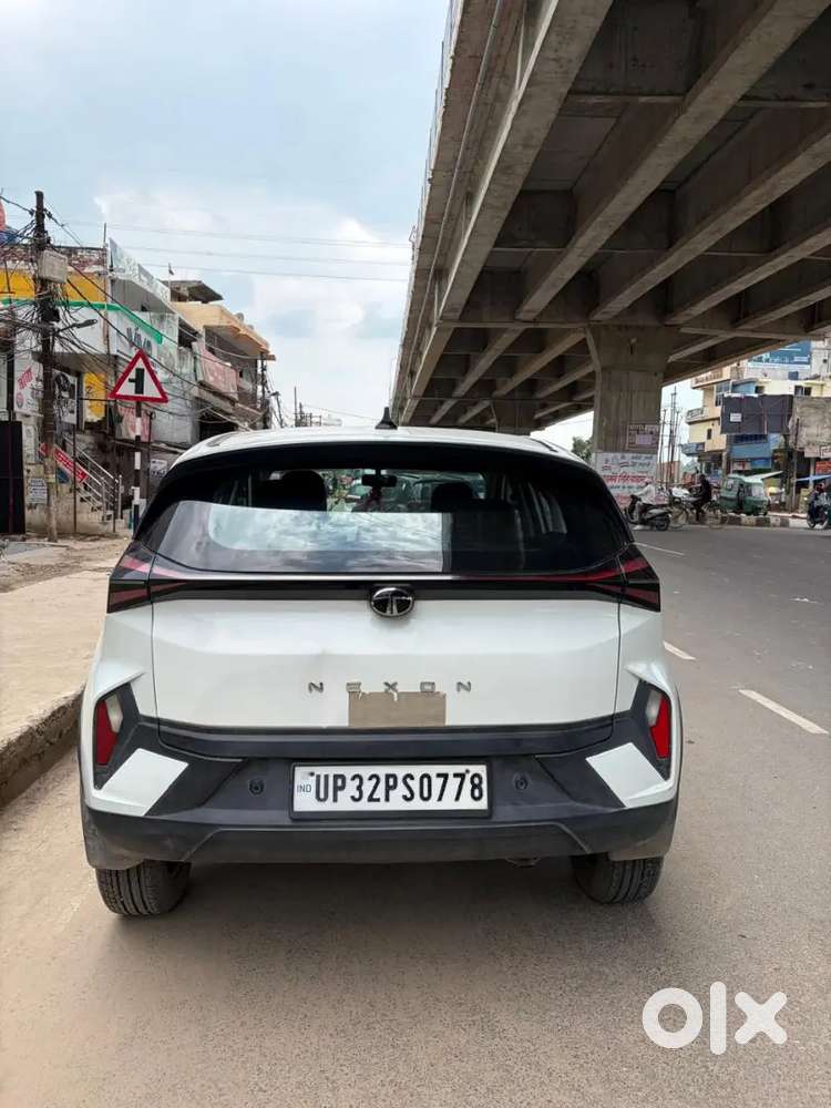 Tata Nexon 2024 Petrol Well Maintained