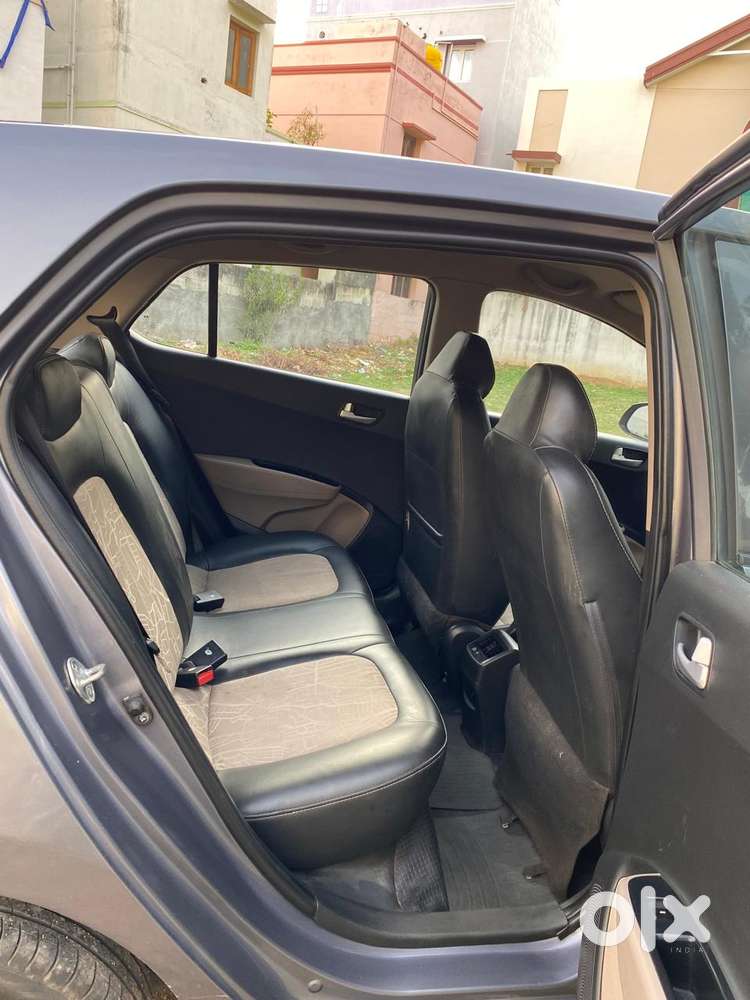 Hyundai Grand I10 Sportz, 2017, Petrol