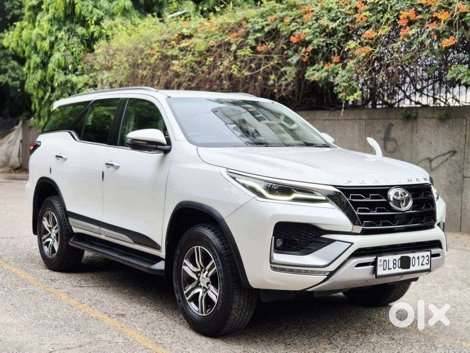 Toyota Fortuner 4x2 At 2.7 Petrol, 2024, Petrol