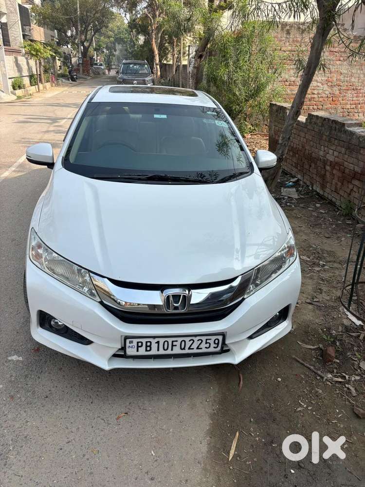 Honda City 2016 Diesel Well Maintained
