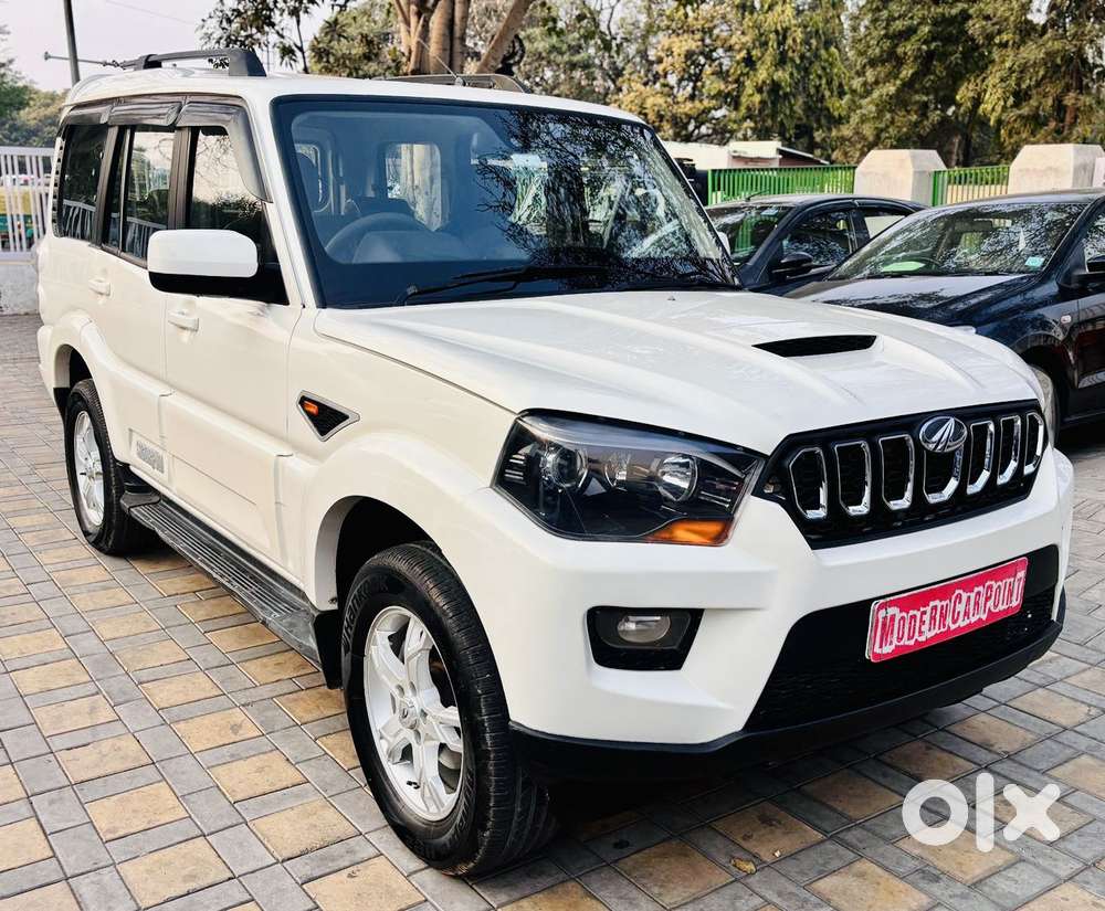 Mahindra Scorpio S10, 2016, Diesel