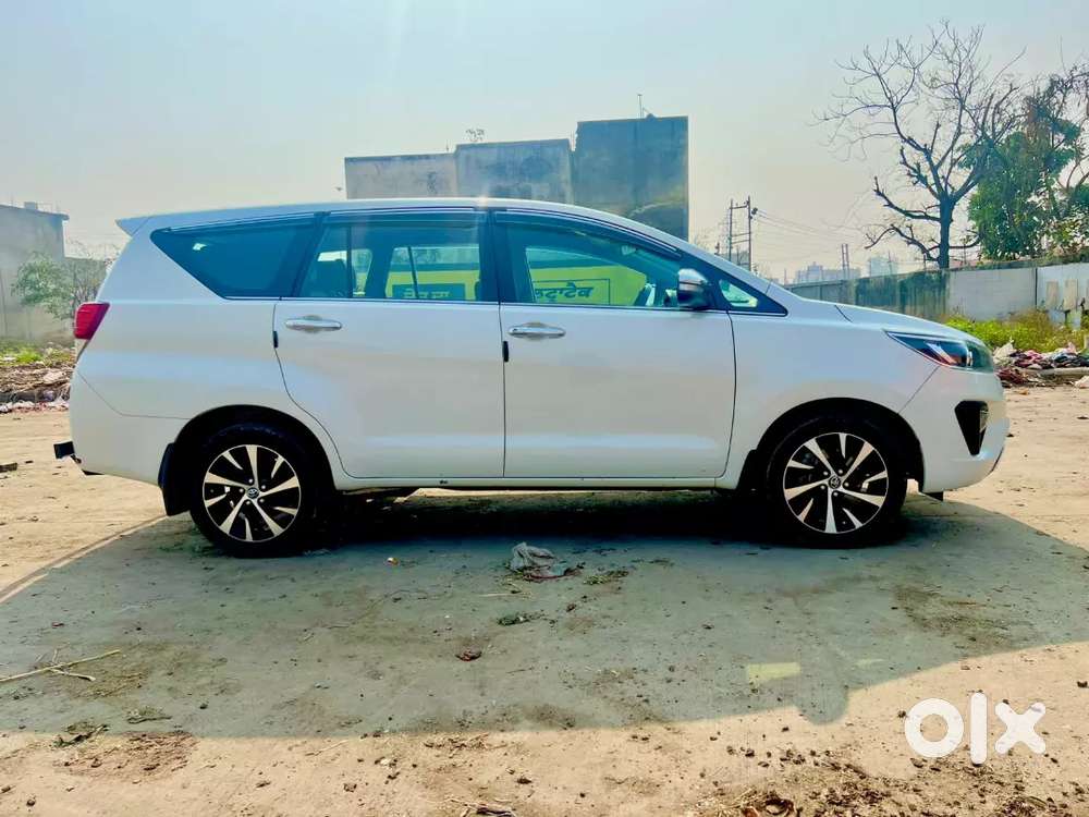 Toyota Innova Crysta Zx 2022 Diesel Vip No Mint Condition Car