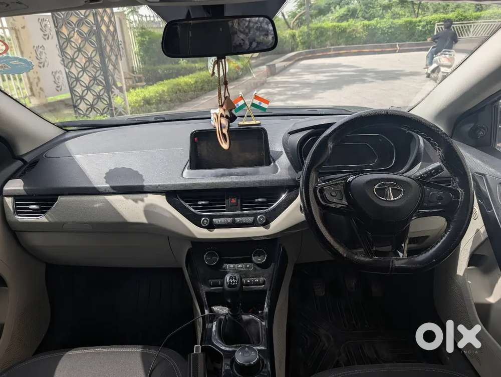 Tata Nexon 2020 Diesel Well Maintained With Sunroof