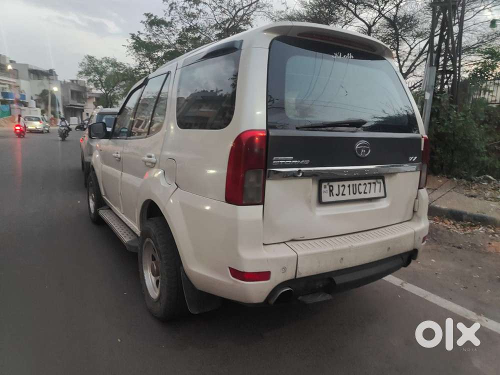 Tata Safari Storme Vx, 2015, Diesel