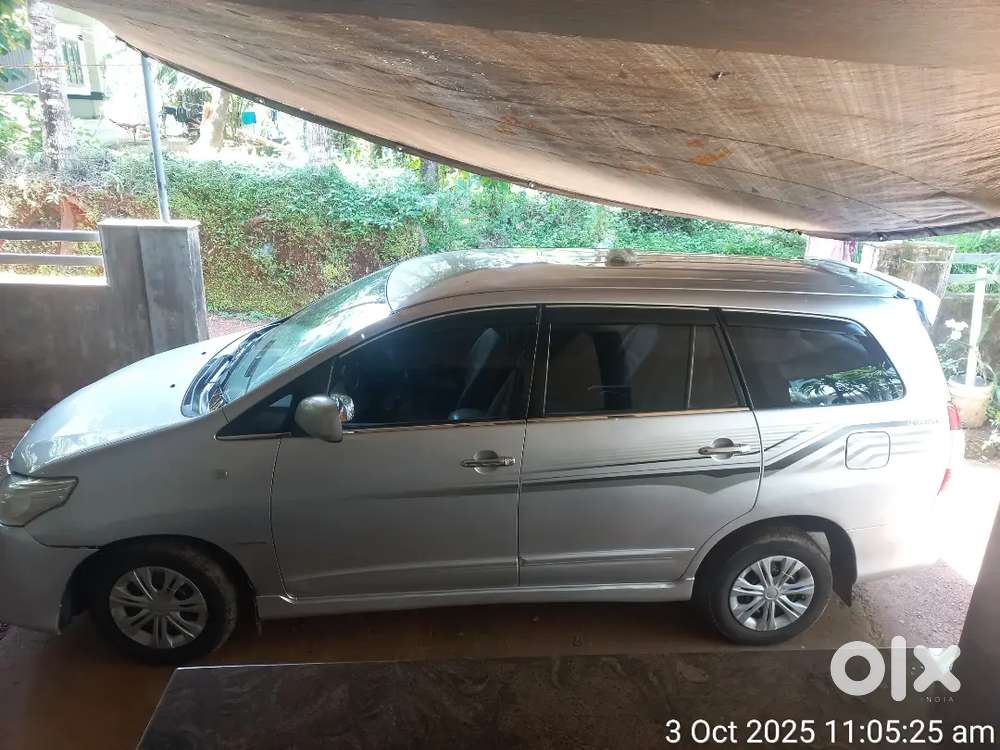 Toyota Innova 2014 Diesel Well Maintained