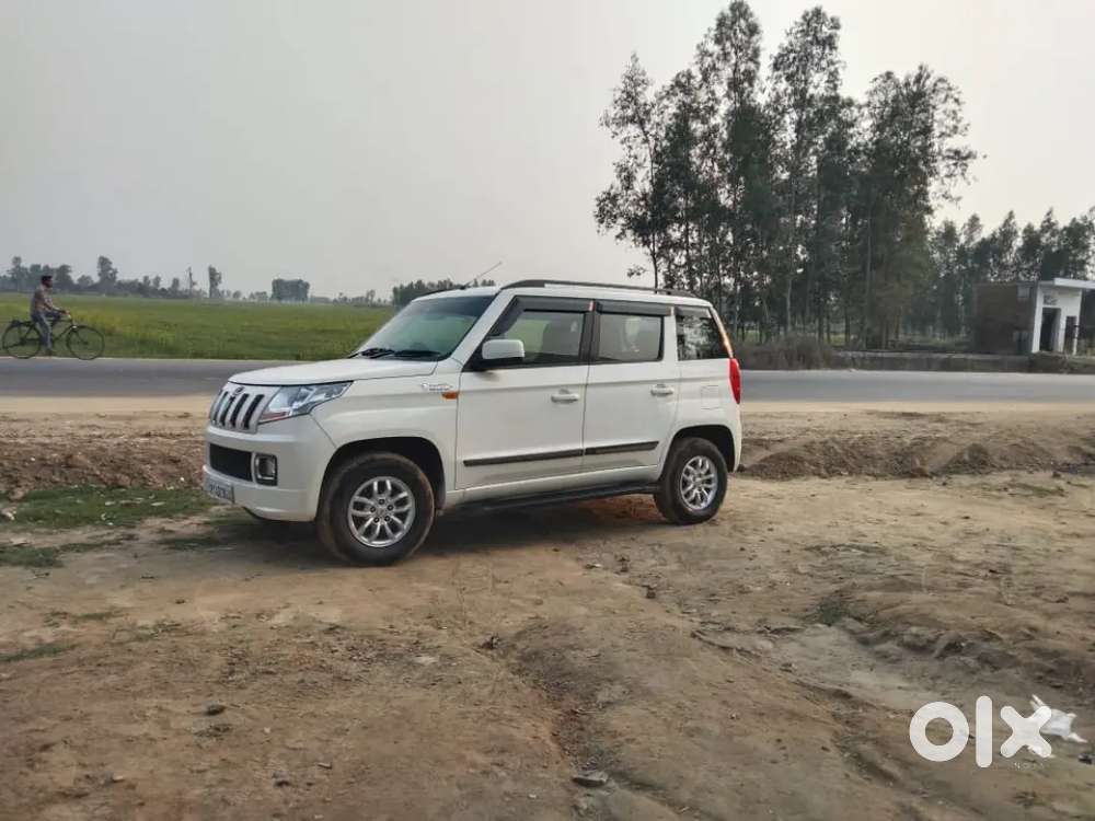 Mahindra Tuv 300 T 8 2017 Diesel Good Condition