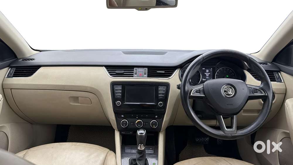 Skoda Octavia 1.8 Tsi Style Plus At, 2016, Petrol
