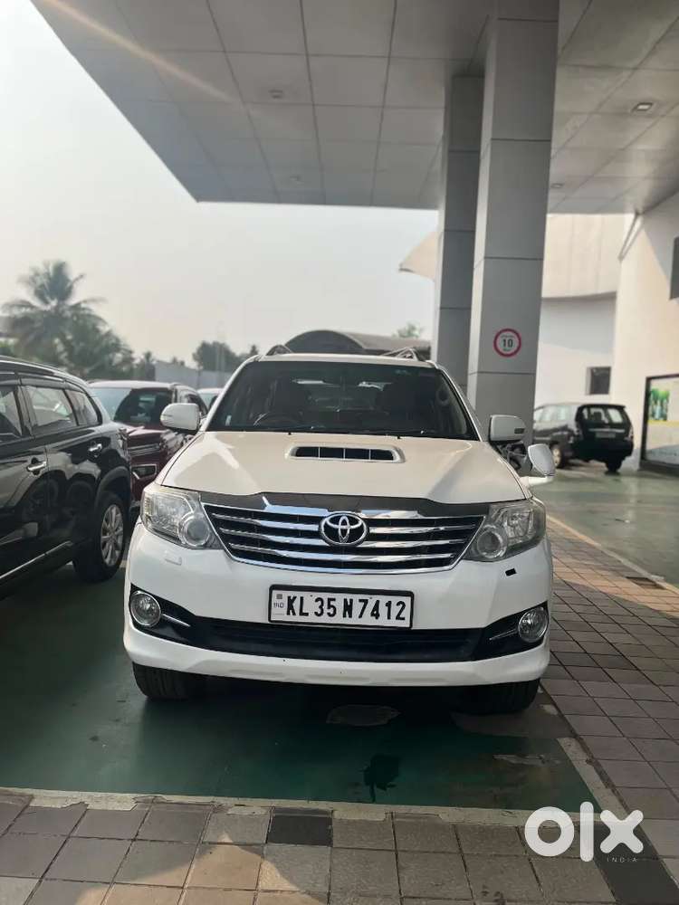 Toyota Fortuner 2016 Diesel 156000 Km Driven