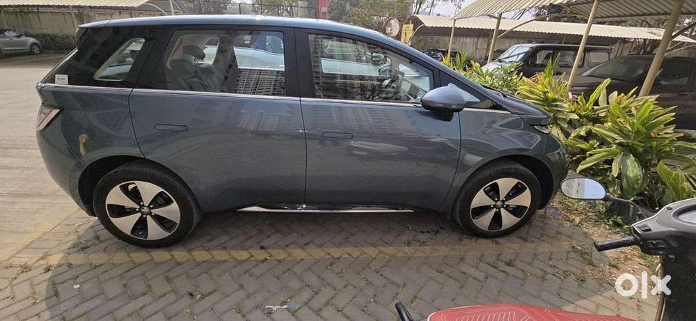 2025 Mg Windsor Ev  Just 6,050 Km  Like New  Pune Registered