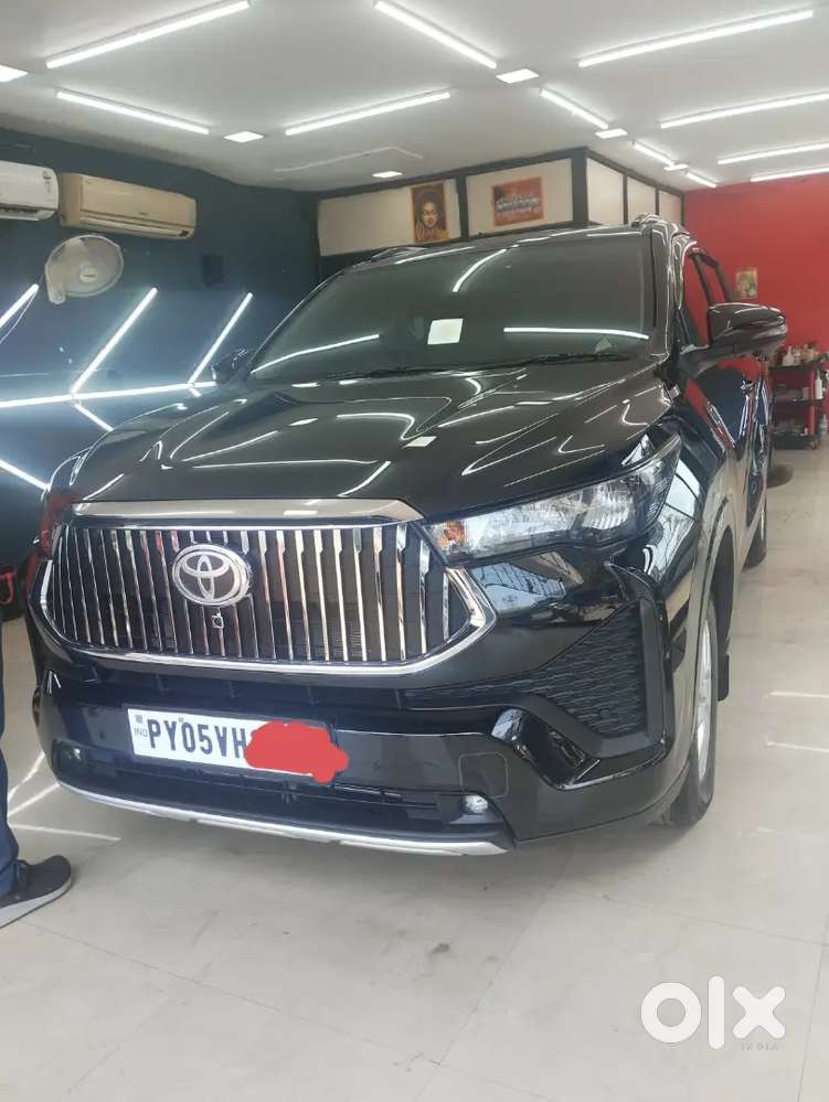 Toyota Innova Hycross 2026