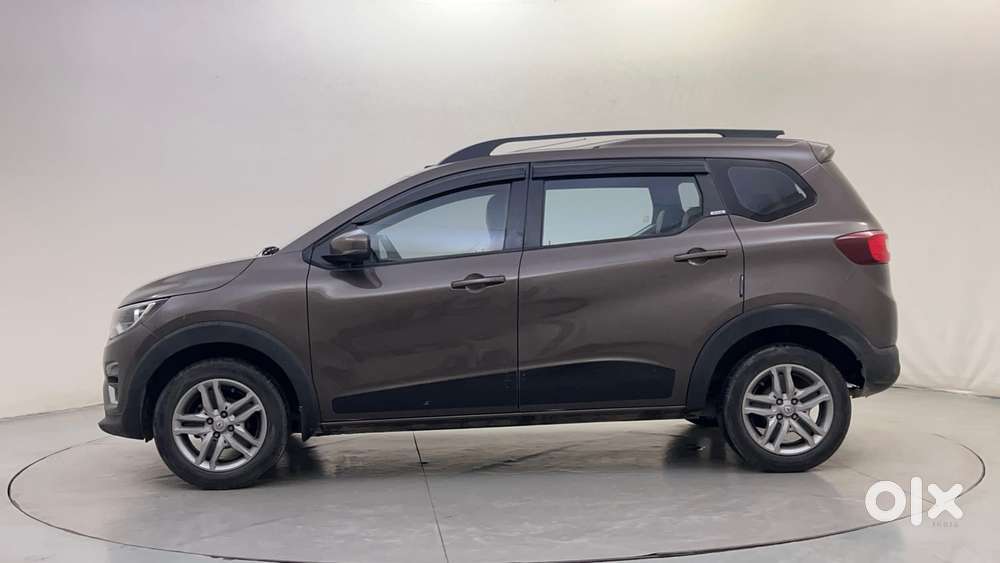 Renault Triber Rxz Easy-r Amt, 2021, Petrol