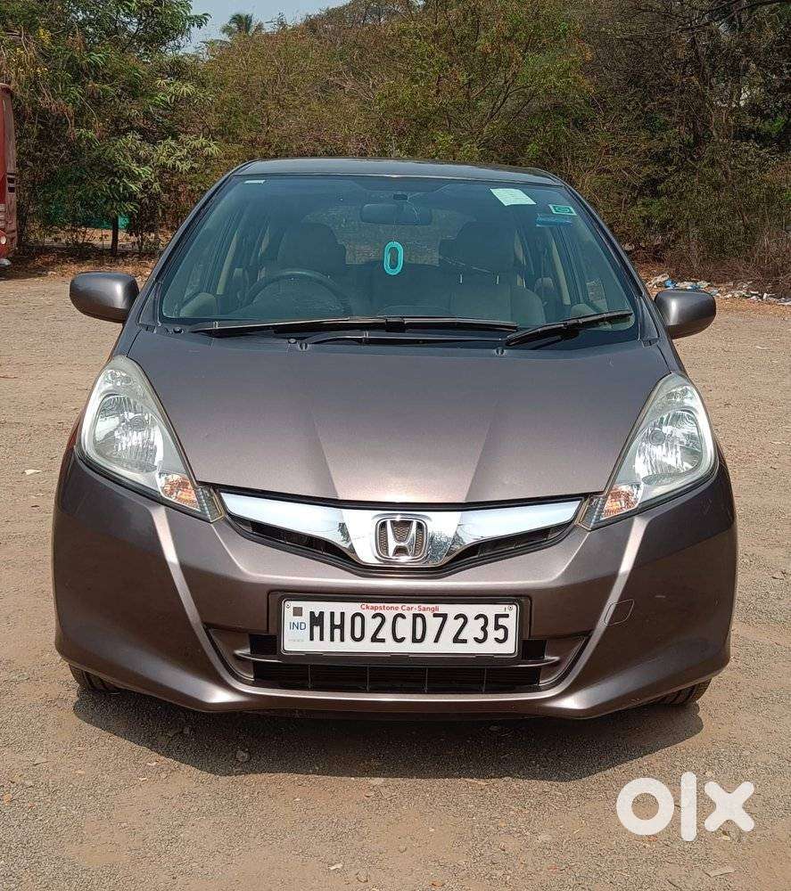 Honda Jazz V Mt Privilege, 2011, Petrol
