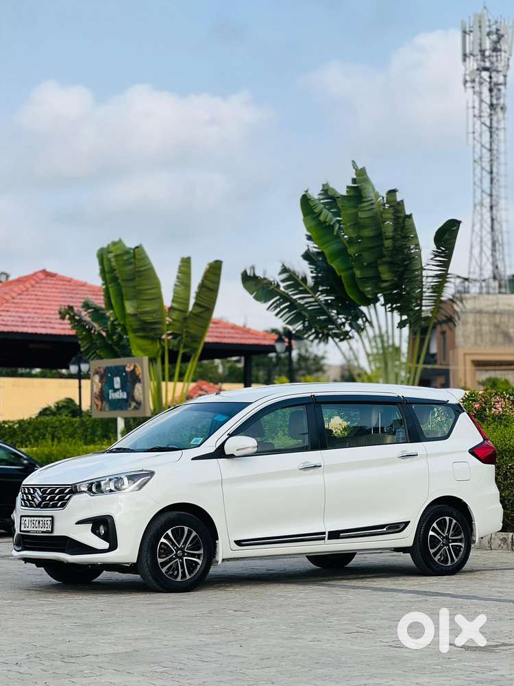 Maruti Suzuki Ertiga Zxi Shvs, 2022, Petrol