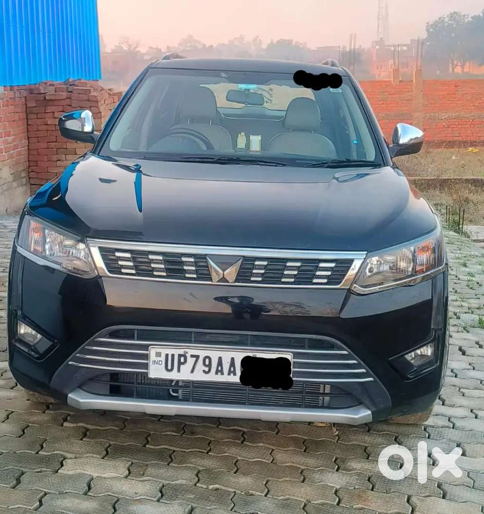 Ph-75054or36369 Xuv300-sunroof+badiya Condition+ek Hath Ki Chali Gadi